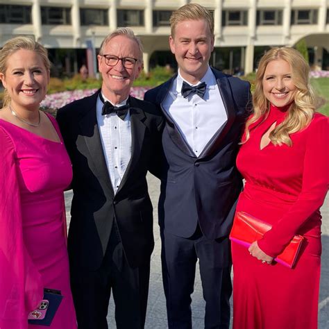 peter doocy wedding|who is hillary vaughn husband.